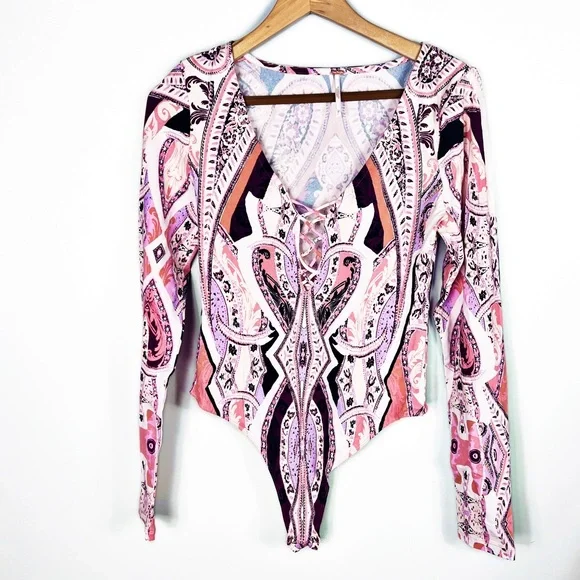 Free People Pick a Place Bodysuit Pink Ivory Medium - Picture 3 of 5